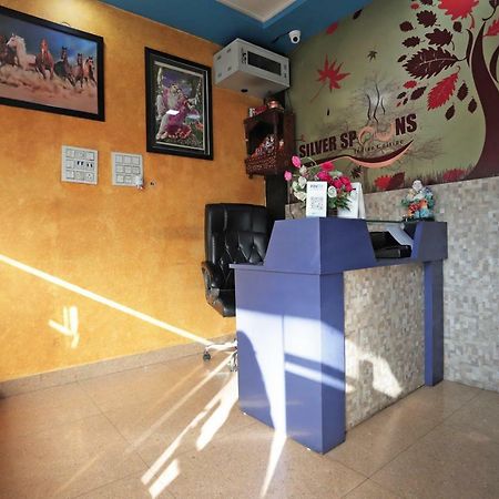 Oyo 38520 Hotel Silverspoon Roorkee 외부 사진