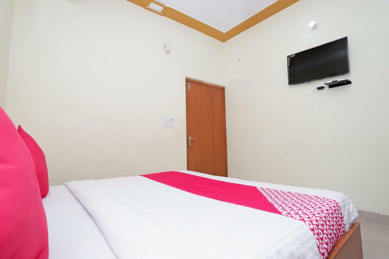 Oyo 38520 Hotel Silverspoon Roorkee 외부 사진